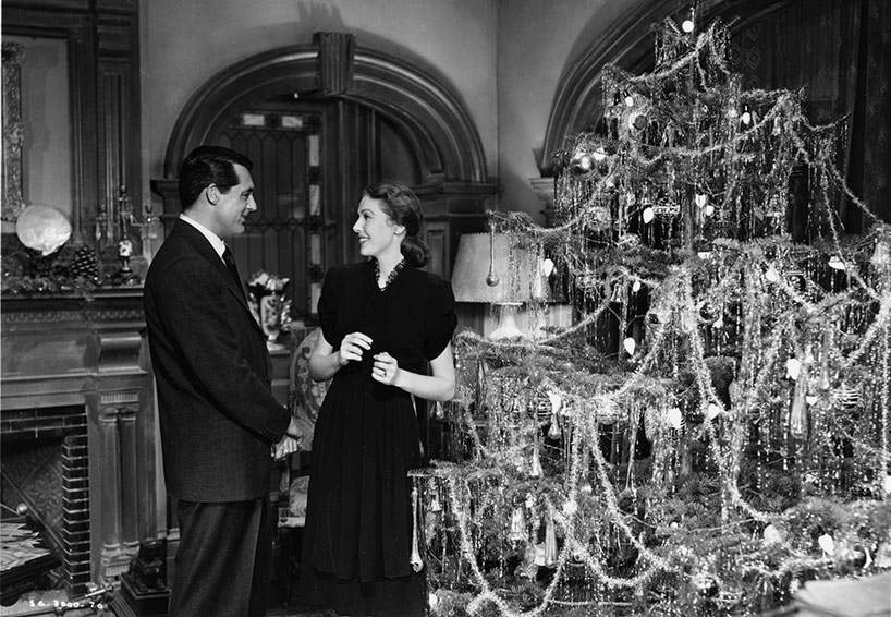 Honni soit qui mal y pense (The Bishop's Wife)